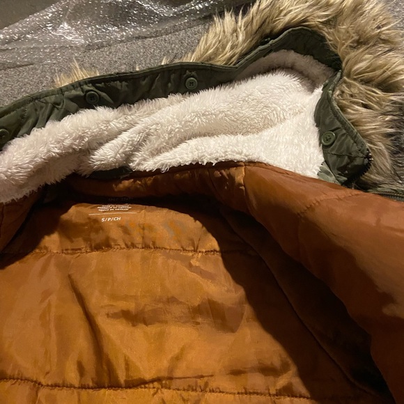 American Eagle Coat - Picture 5 of 9